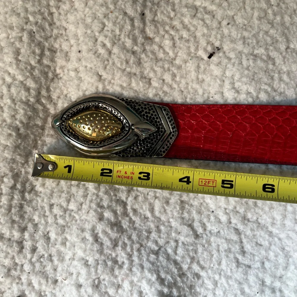 Red Snakeskin Leather Women's Vintage Belt With Silver & Gold tone Buckle - Picture 7 of 8